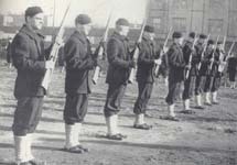 Морские пехотинцы. Фото с сайта www.iit.edu