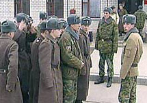 Солдаты российской армии. Фото  с сайта newsru.com