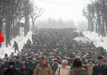 Шествие и митинг против реформы ЖКХ в Ульяновске. Фото с сайта nbp-info.ru