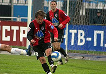 Футболисты "Химок". Фото с сайта fckhimki.ru