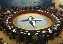 Заседание НАТО. Фото с сайта www.nato.int