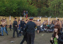 Нападение на рок-фестиваль в Миассе. Фото: ЧелНовости.Ру