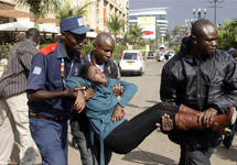 Жертва теракта в Найроби. Кадр CBS