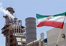 Нефтеперерабатывающий завод в Иране. Фото с сайта Azh.Kz