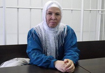 Фаузия Байрамова в зале суда. Фото с ФБ-страницы активистки