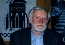 Кир Булычев на Росконе 2001. Фото с сайта www.convent.ru