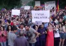 Протесты в Ереване. Кадр видеозаписи