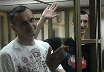 Сенцова и Кольченко этапируют в колонии