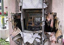 Взломанный банкомат. Фото: general-bank.ru