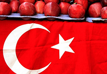 Турецкие яблоки. Фото: korrespondent.net