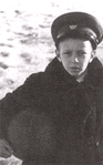 Лева Рубинштейн в первом классе. Фото из архива автора