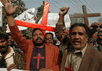 Пакистанские христиане протестуют против публикации антиисламских карикатур. Фото АР