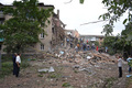 Последствия авиаудара в городе Снежном Донецкой области Фото: facebook.com/ts.portal.net