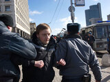Задержание Алексея Никитина на пикете у ФСИН. Фото Ю.Тимофеева/Грани.Ру